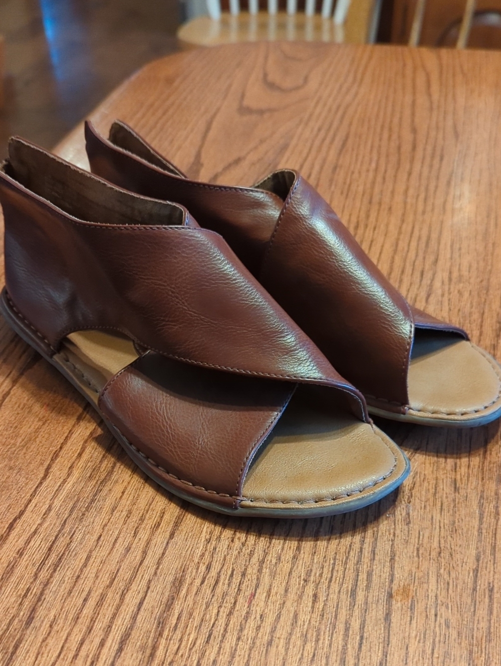 b.o.c. Bria Open-Toe Leather Sandals